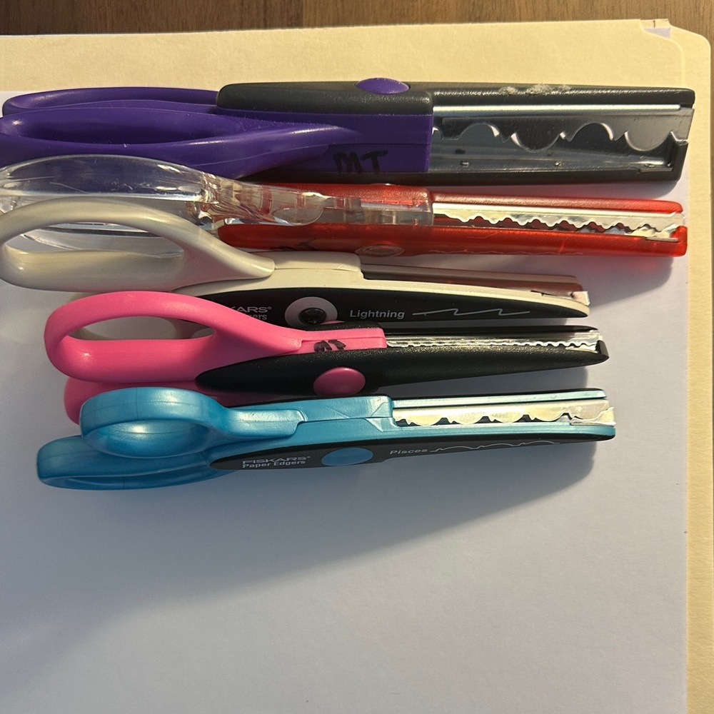 MT Decorative Craft Scissors - Vibrant Multi-Color Set